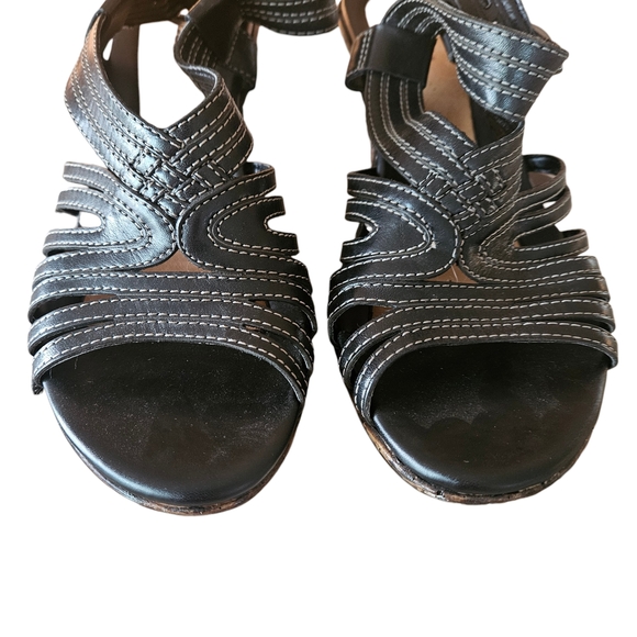 EARTH paradise Women's Leather wedge heel Sandals Size 8.5 - Picture 5 of 7